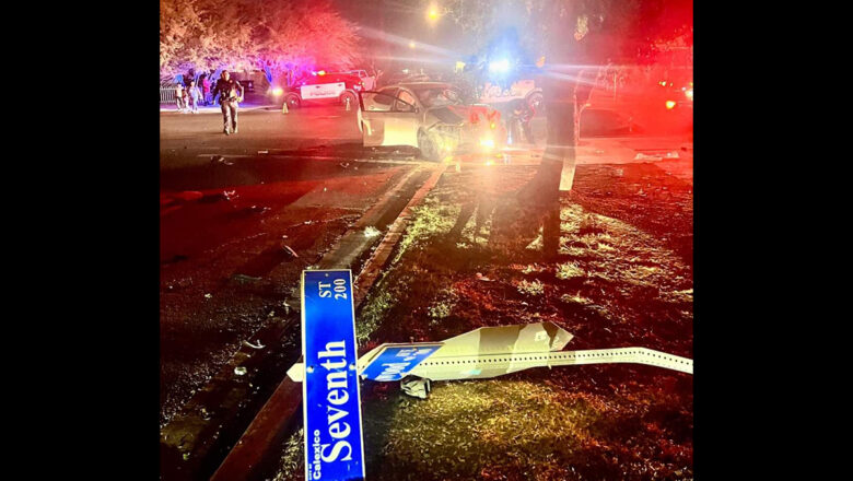 Reckless driver crashes stop sign in Calexico